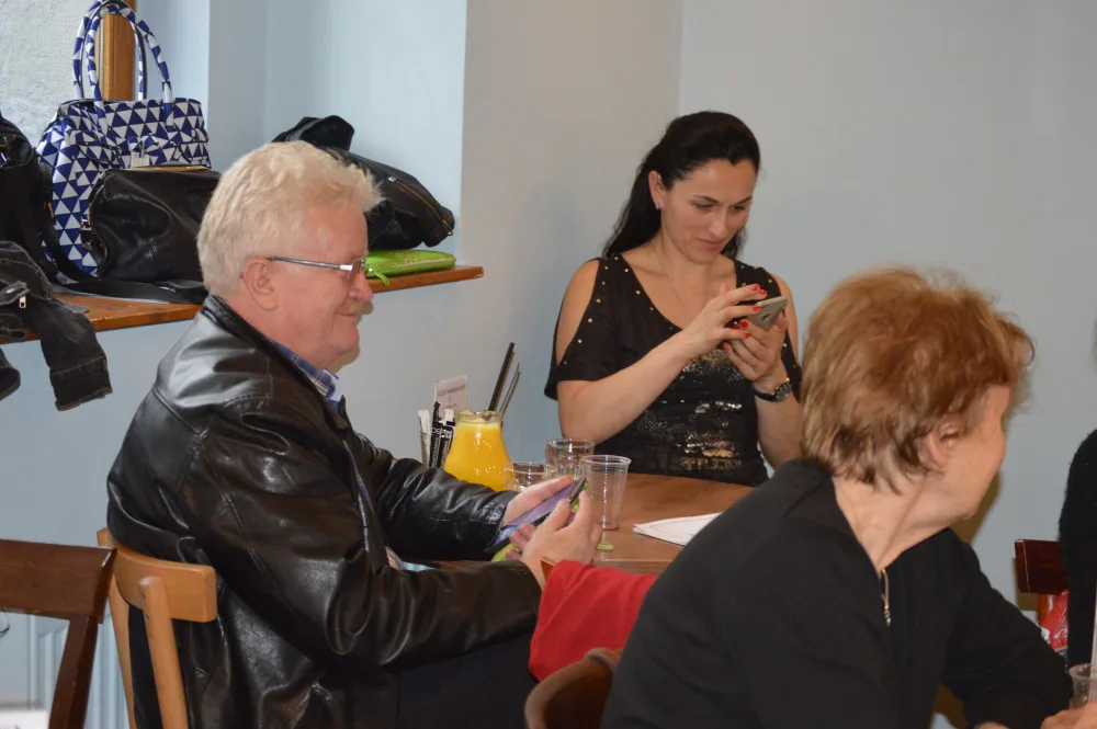 The Transitional Link — Coffeepark, Praha